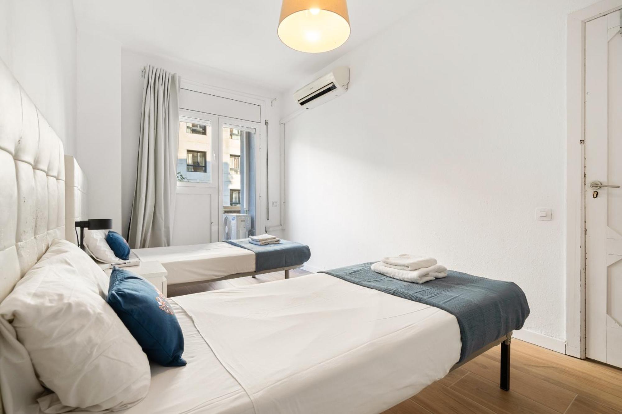 Fridays Flats Spacious 4Br Family Retreat Barcelona Zewnętrze zdjęcie